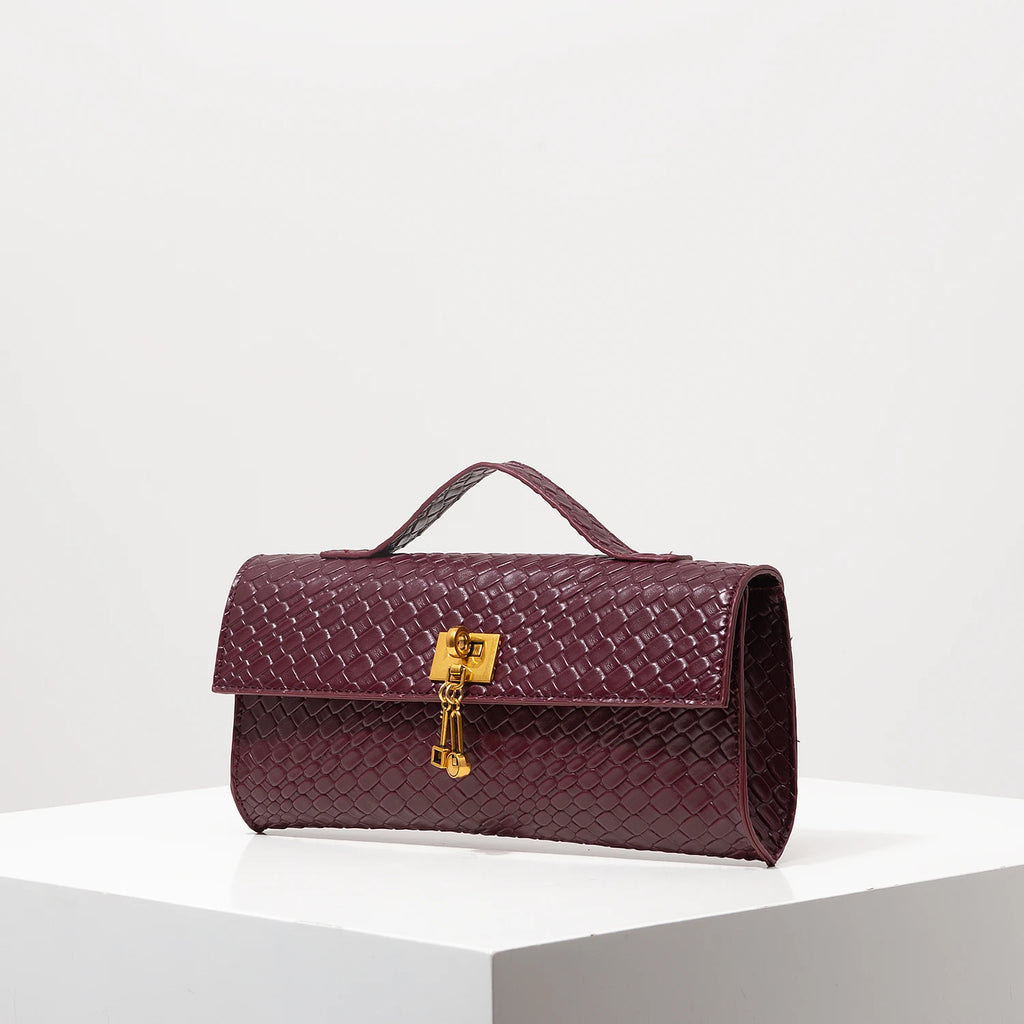 Scarlett Burgundy Handbag – Timeless Vintage Elegance